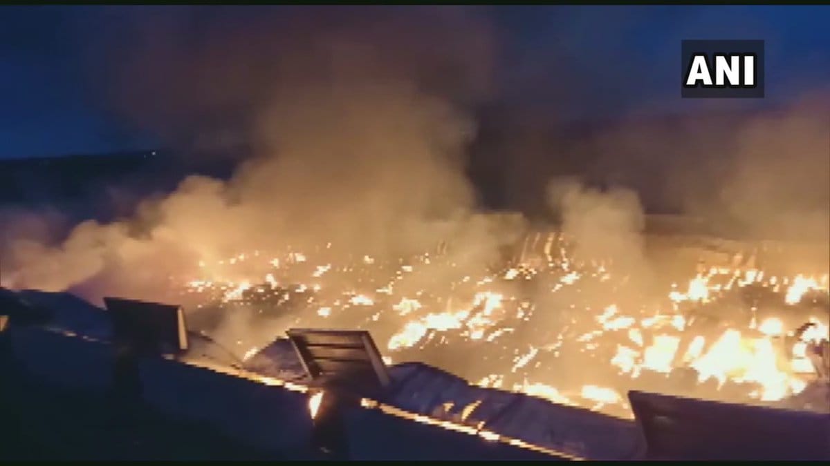 Andhra Pradesh: fire broke out at a biscuit factory in Krishna district