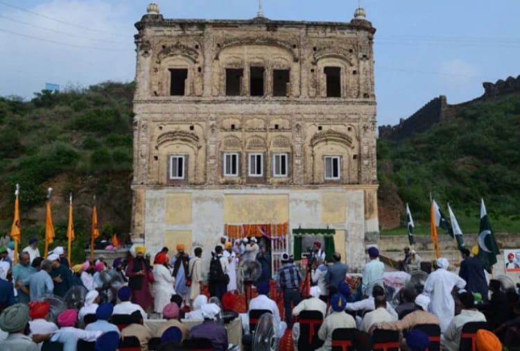 550th Parkash Parv, Guru Nanak Dev, Gurudwara Chowa Sahib Reopens after 72 Year by Pakistan