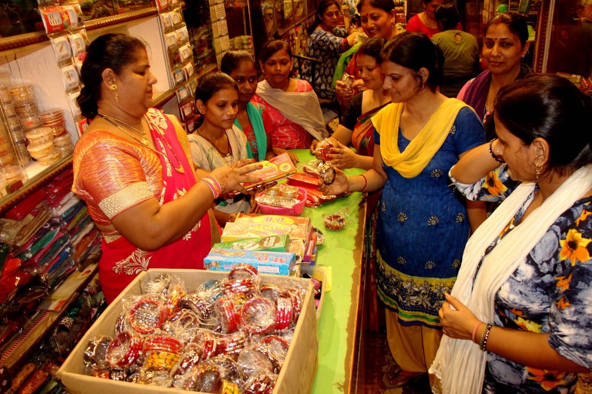 Hariyali teej celebrate in varanasi women fast for husband long life in savan