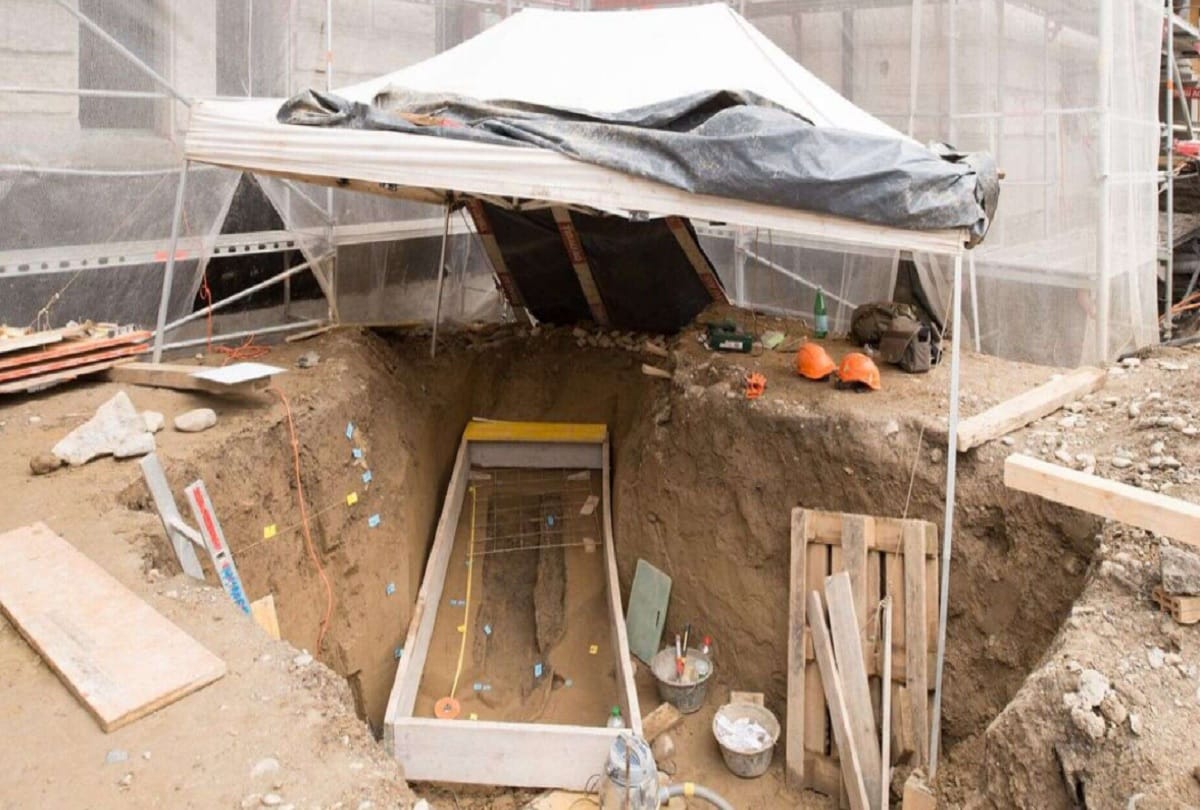 Mysterious 4000 year old grave found in Kazakhstan reveals boy and girl buried in an odd manner