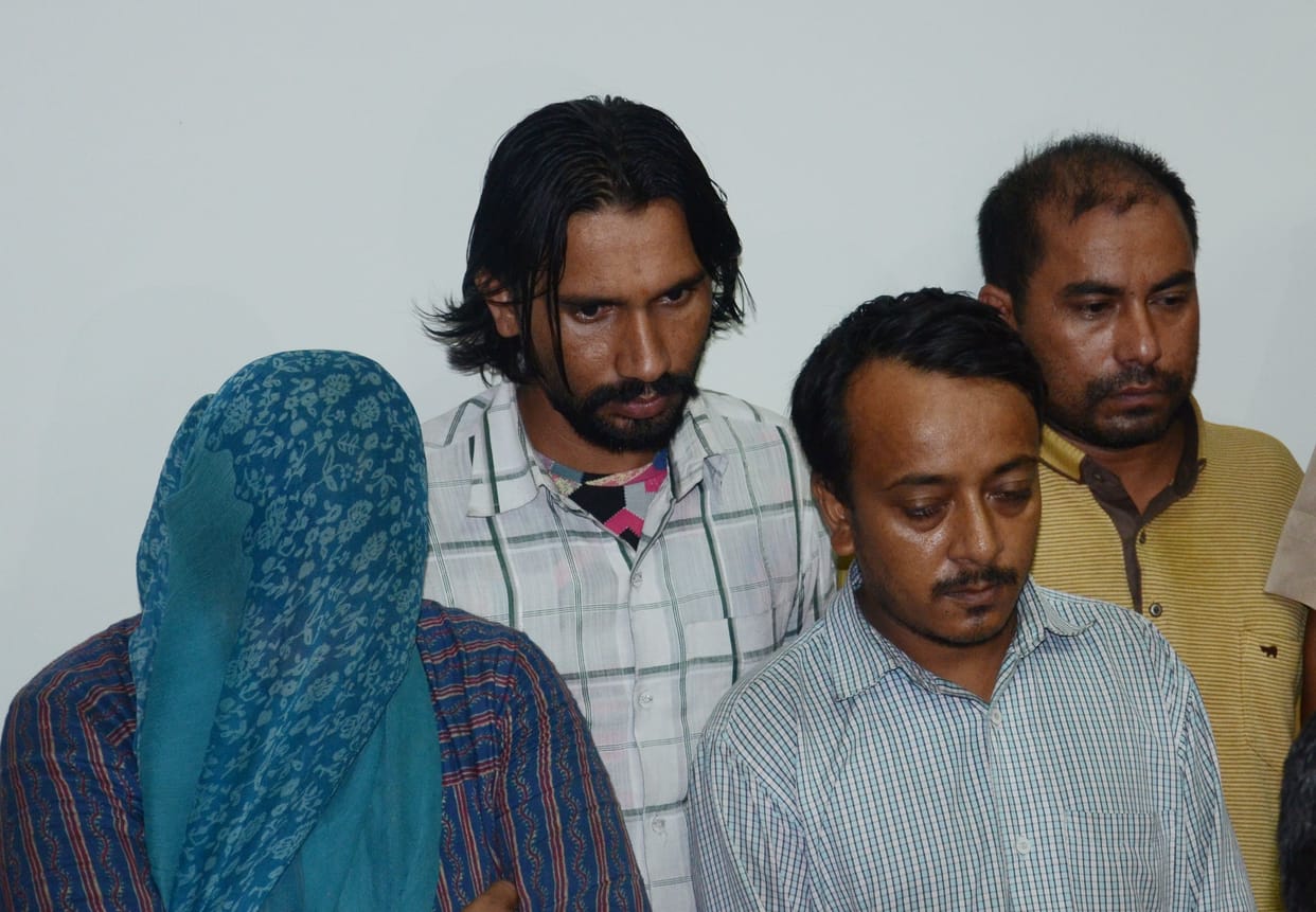 servent murdered advocate for 3 crore jwaelery