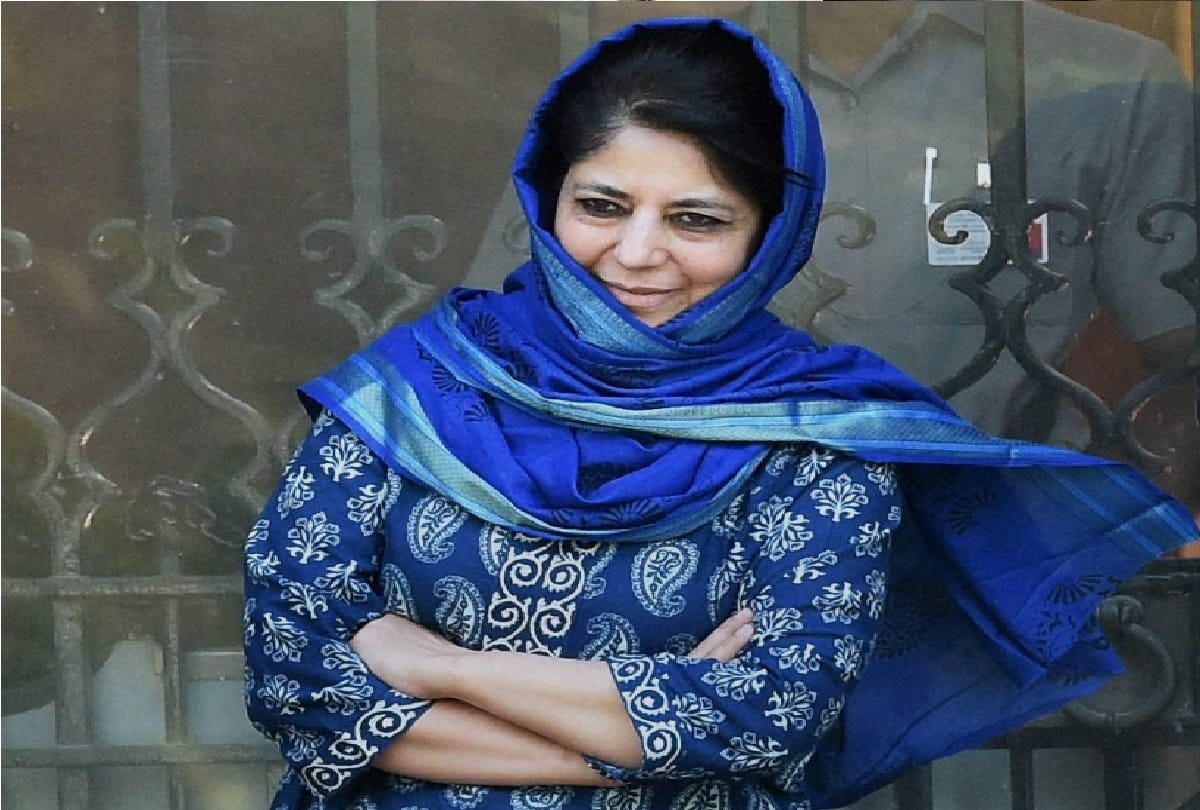 Mehbooba Mufti question on postponing amarnath yatra and kashmir advisory and deployment of army