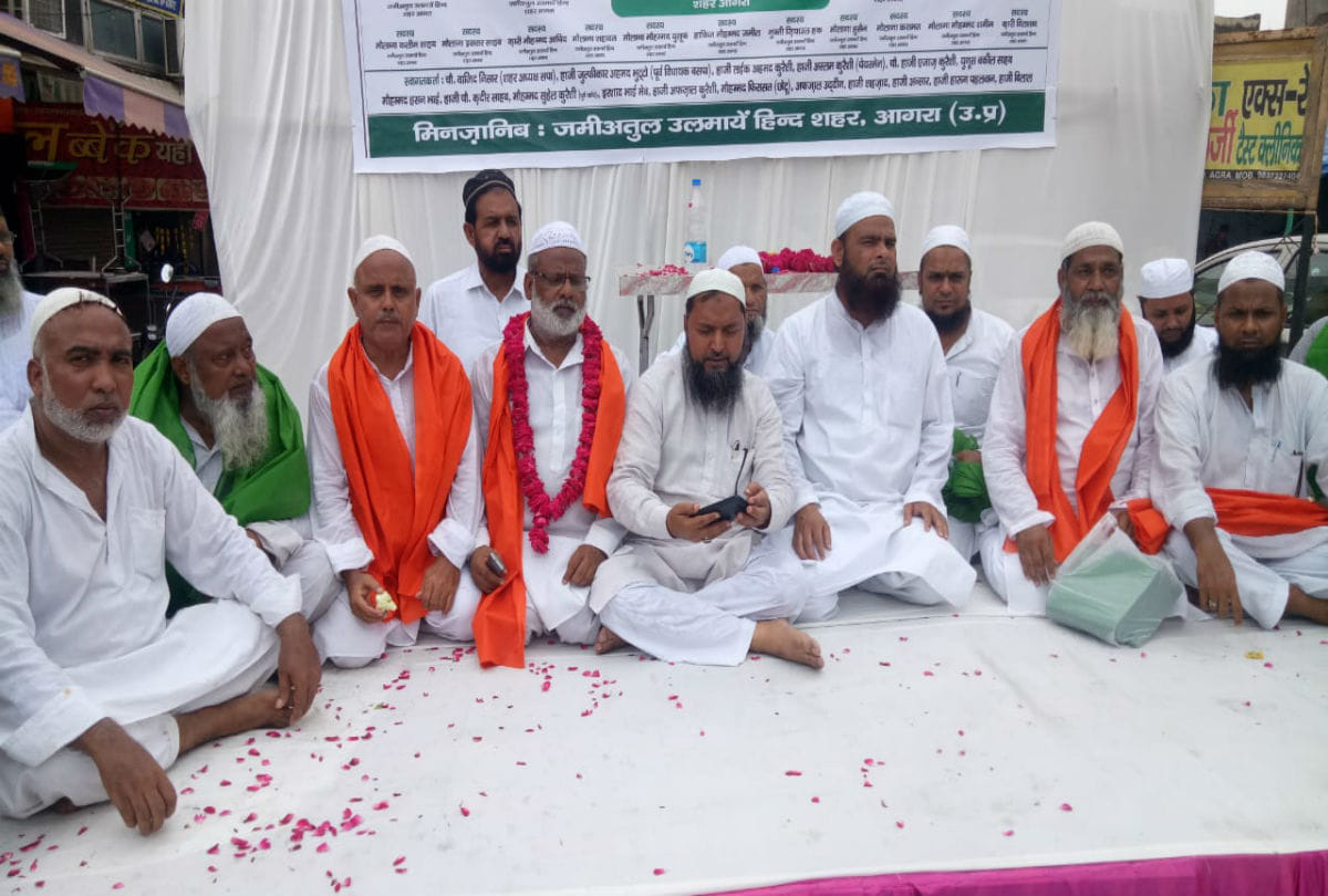 Hindu-Muslims welcomed Sikh pilgrims by flowering on Guru Nanak’s anniversary