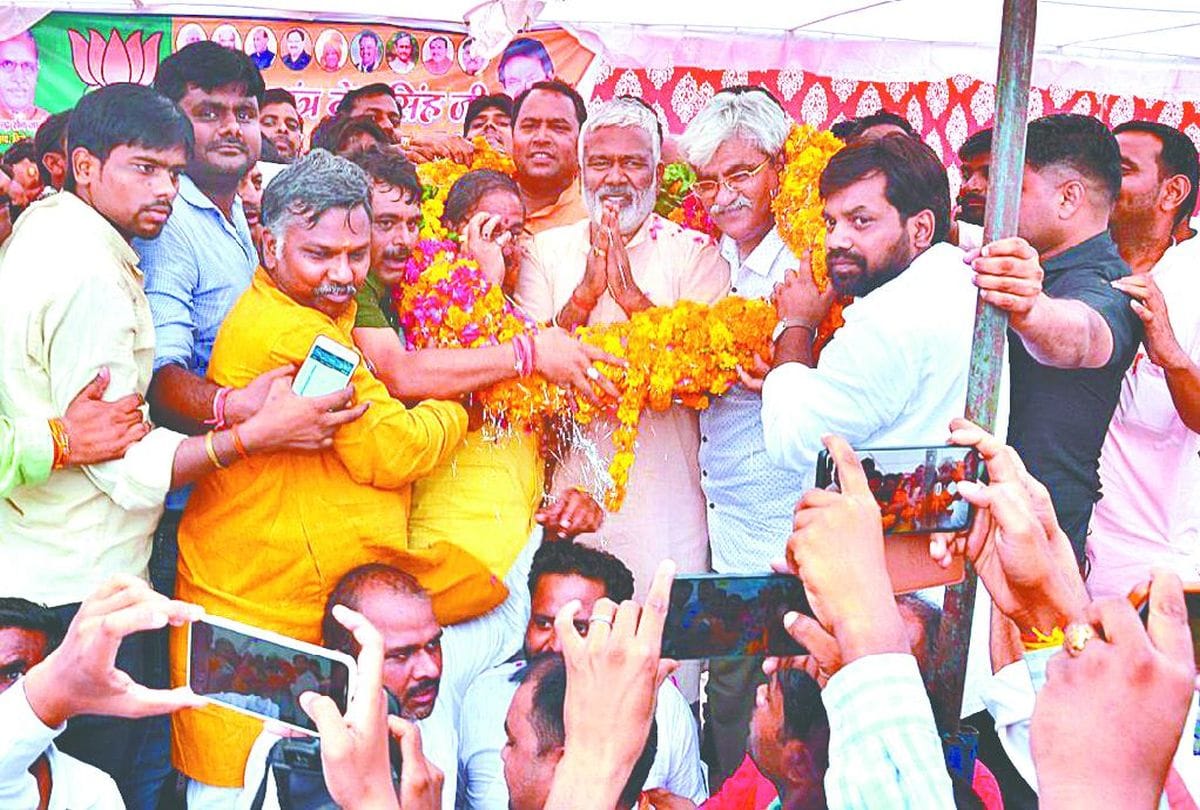 up bjp president Swatantra Dev Singh slams SP BSP in firozabad