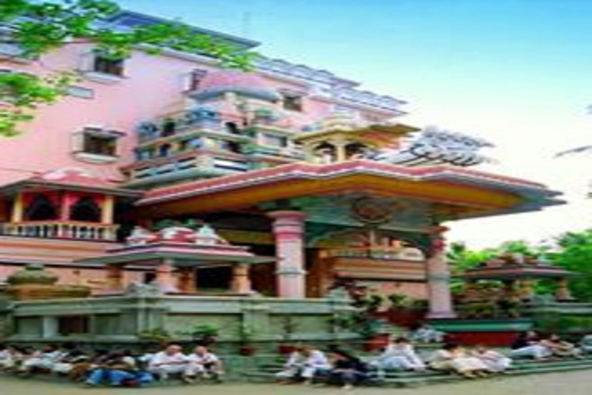 for mental peace you can go these ashrams
