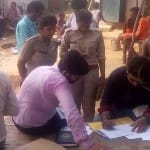 उन्नाव कांड में जांच करती सीबीआई की टीम