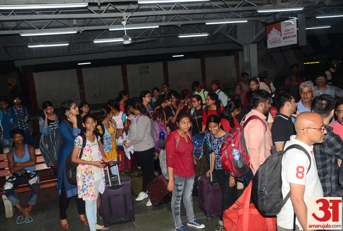 srinagar nit students send from jammu from andaman express train, railway added two coaches