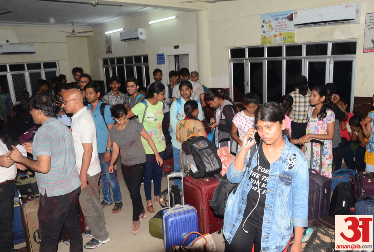 srinagar nit students send from jammu from andaman express train, railway added two coaches