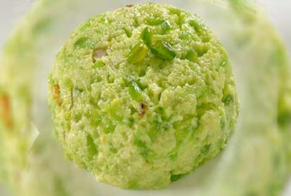 Sweet Indian Halwa: Guava Halwa Recipe in hindi