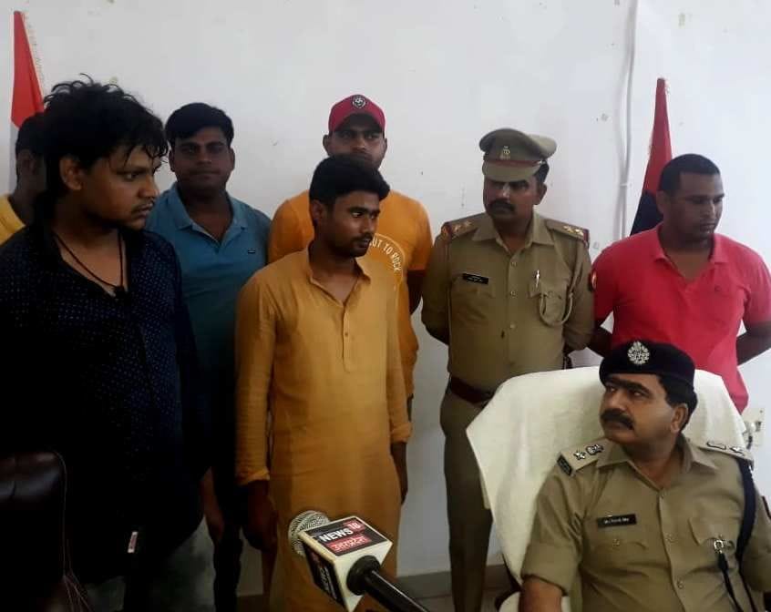 12.20 lakh robbery revealed, two arrested