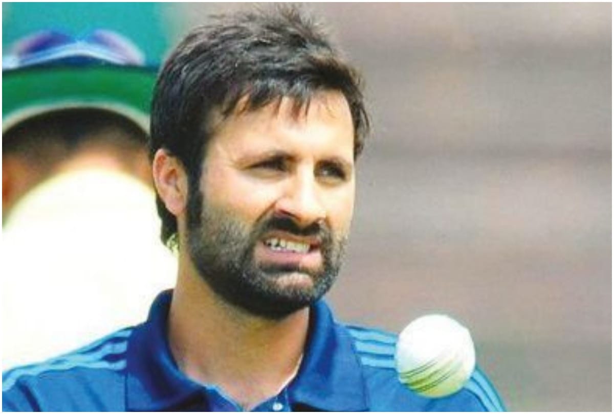 Irfan Pathan and 100 other cricketers asked to leave Jammu and Kashmir at the earliest