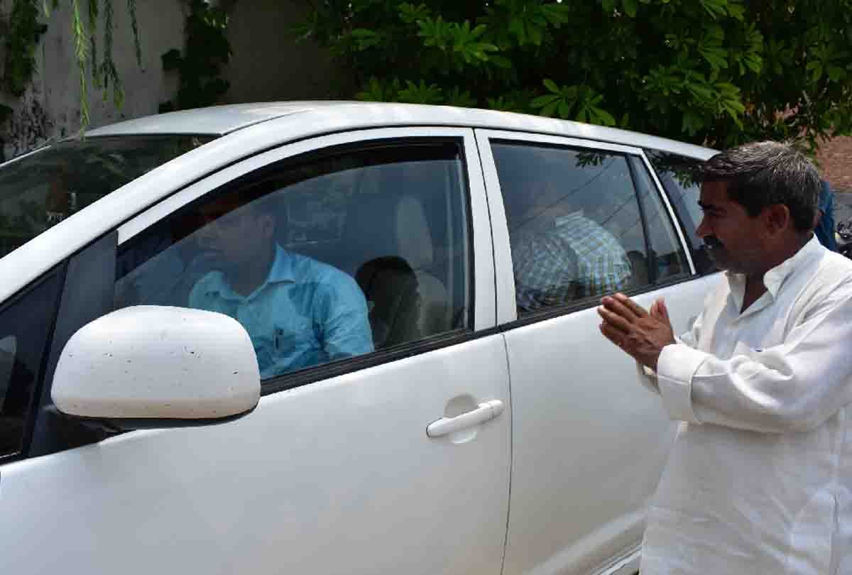 cbi investigate shivpal yadav party leader in unnao misdeed case