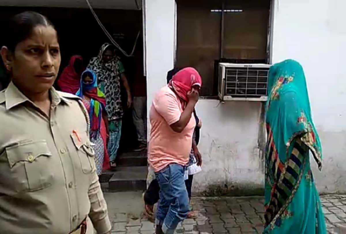 High Profile sex racket busted in ghaziabad