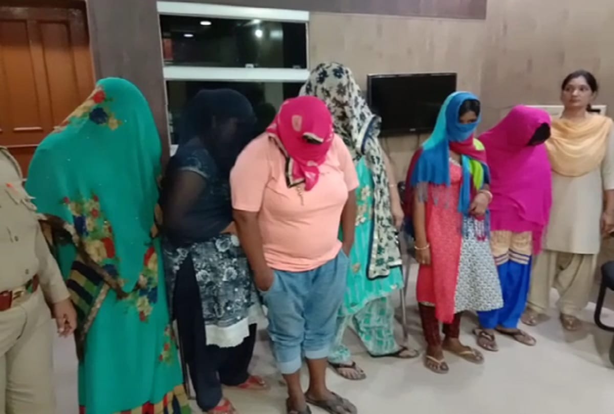 High Profile brothel racket busted in ghaziabad