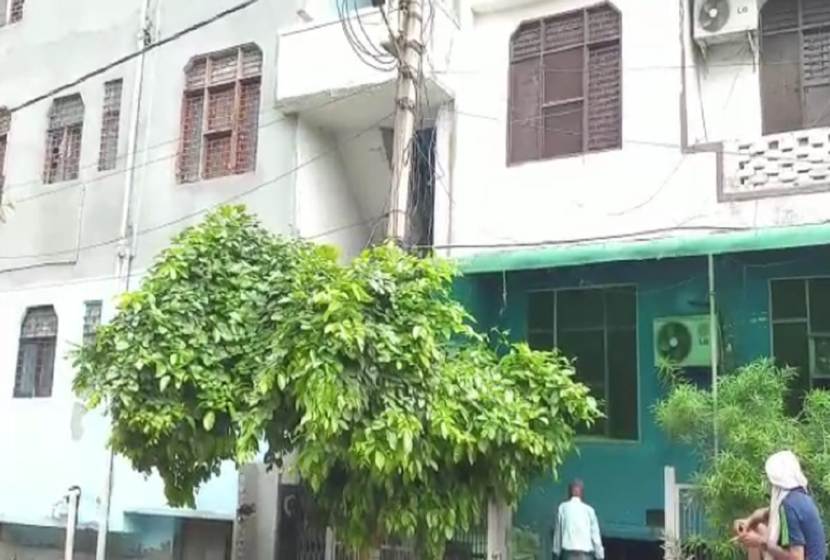 High Profile sex racket busted in ghaziabad