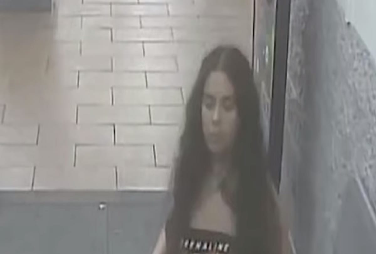 woman urinating on potatoes in a Supermarket Caught on CCTV Camera