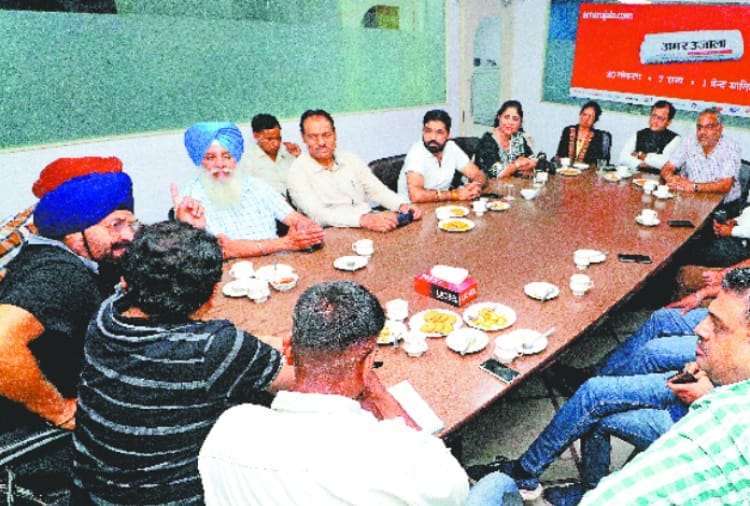 chandigarh people speaks on conditions off city in amar ujala samwad