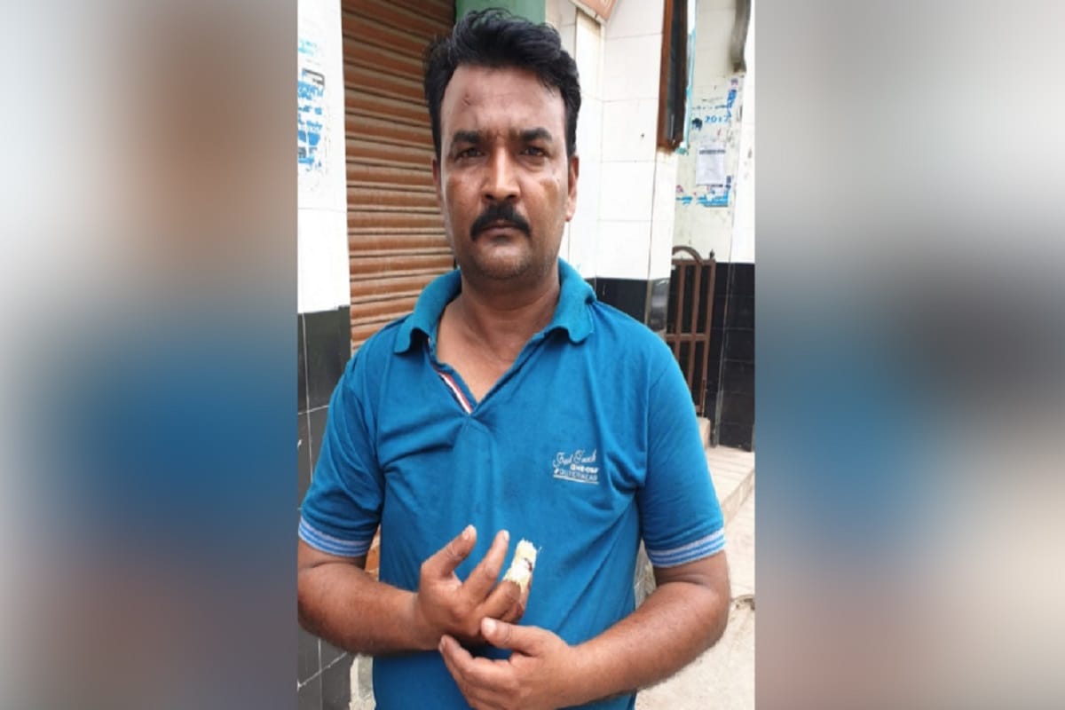 Beating of a muslim youth in Baghpat district after serving the kanwariyas