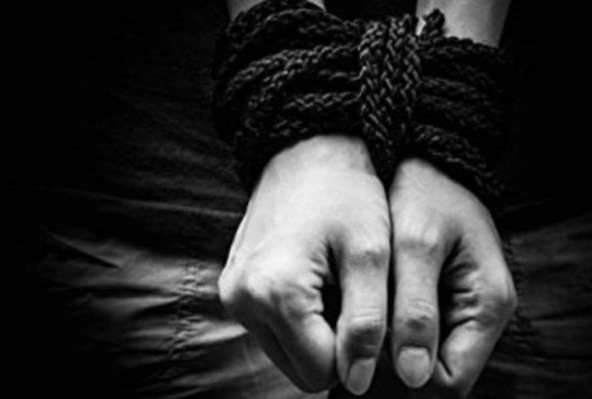 Pratapgarh: A conspiracy was hatched to abduct a student on a cricket pitch