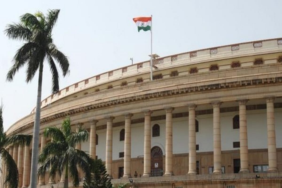 Citizenship amendment bill will be presented in Lok Sabha today, many parties issued whip