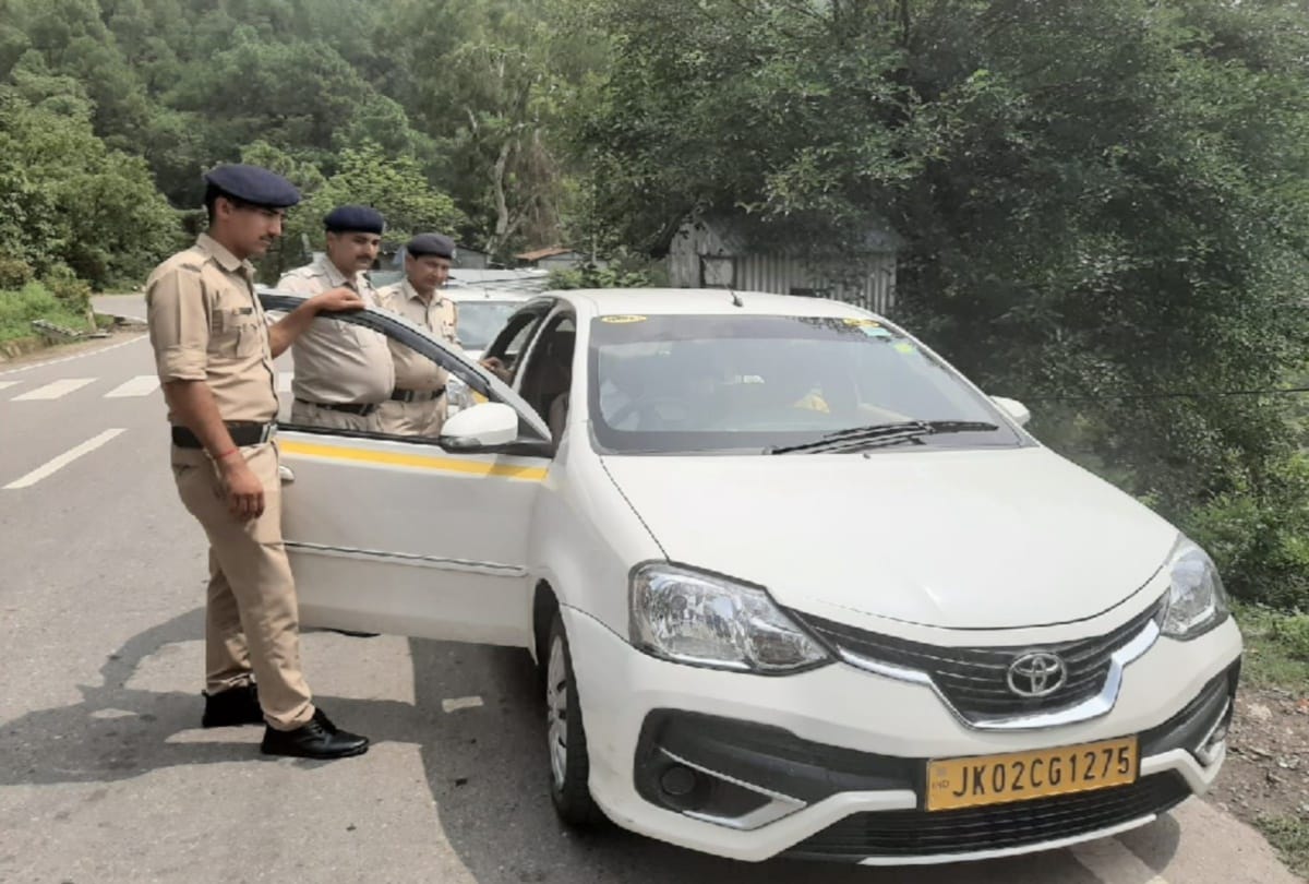 Security of Kashmiris increased in Himachal, hrtc bus service suspended for Jammu