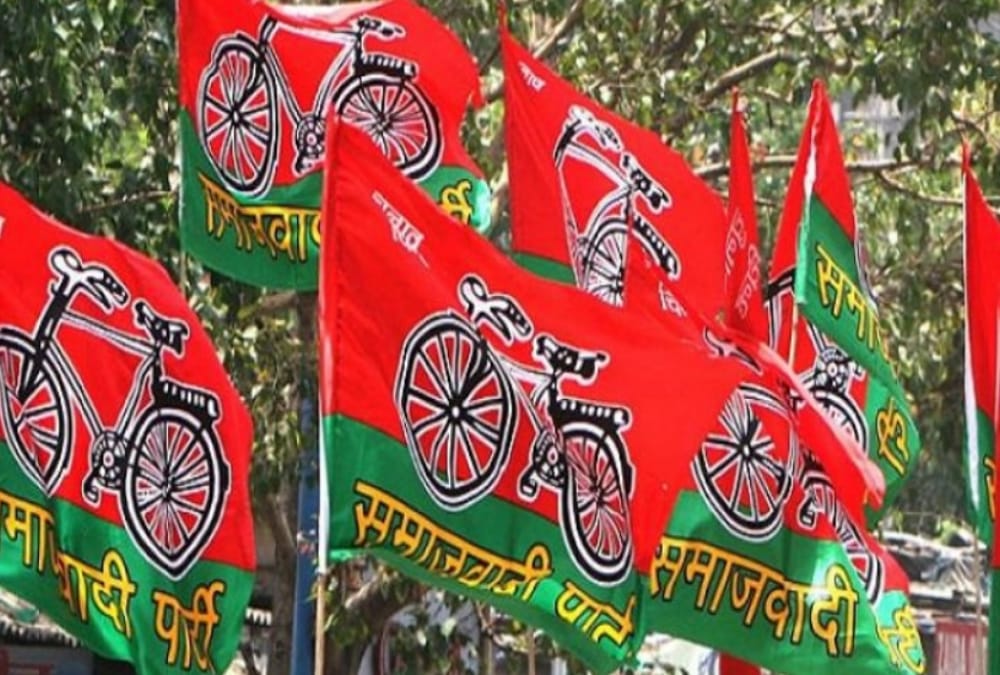 Samajwadi Party tweets to protect trees on the bank of Gomati River