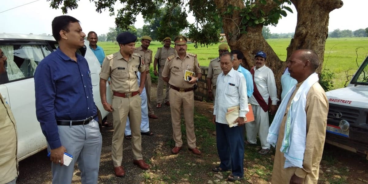 sonbhadra dm sp meet massacre victims firing land disute ghorawal ubhbha