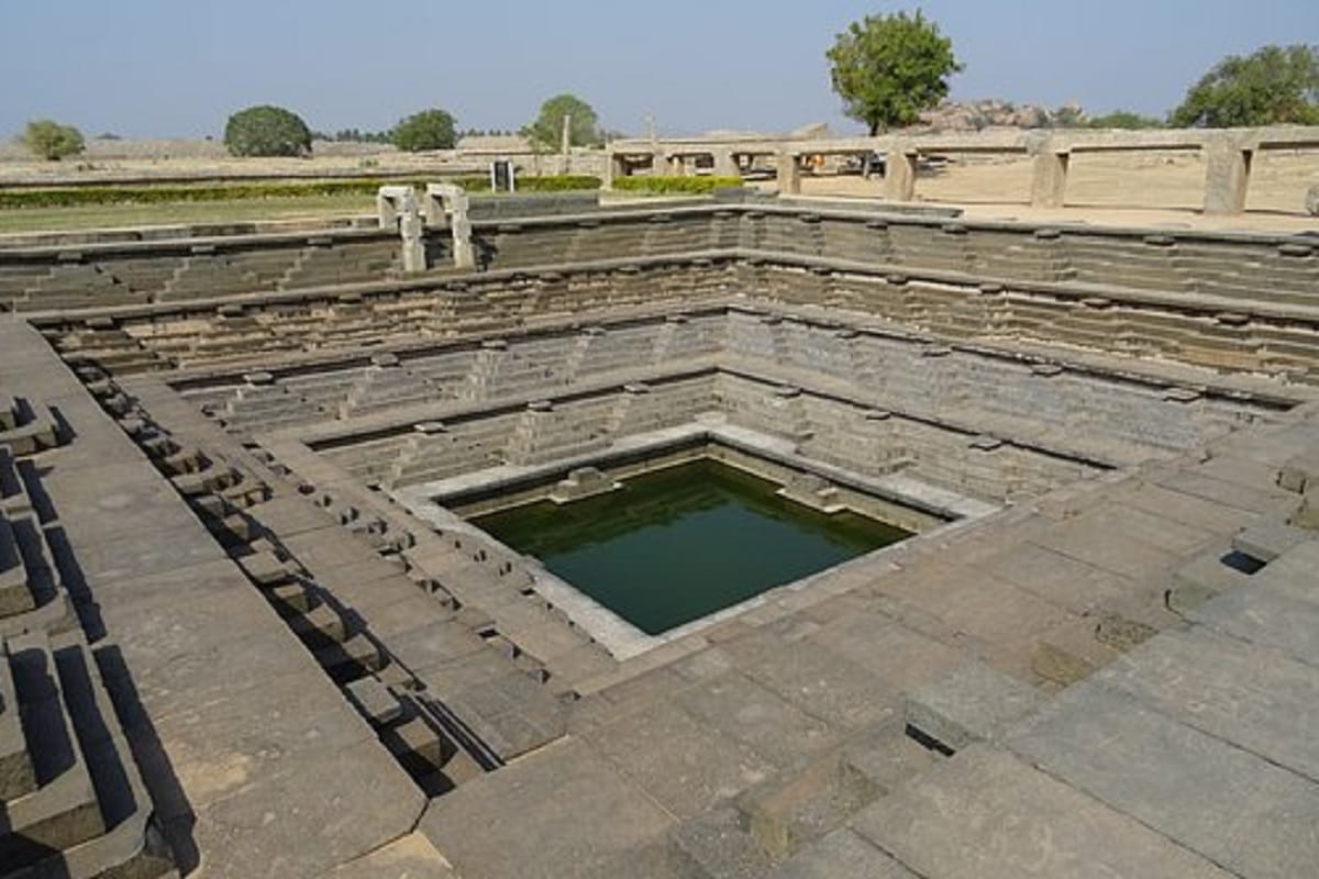 gujarat: these incredible fort, you must visit