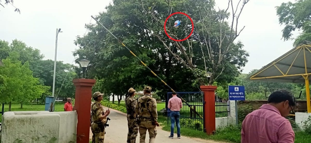 crpf alert after seeing plastic toy fly in babatpur airport varanasi