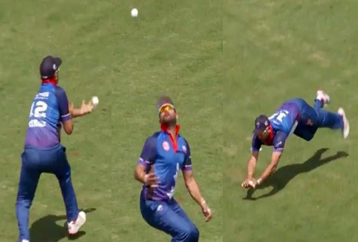 Yuvraj Singh takes a splendid catch in Global T20 Canada 2019