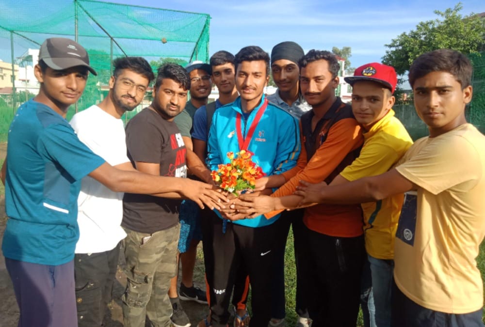 No one welcome world para athlete sugar thyat in uttarakhand after wins gold