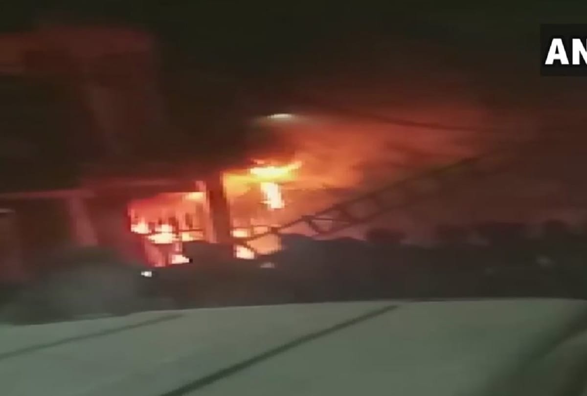 zakir nagar fire fire officer Mohan Lal I could not save the child