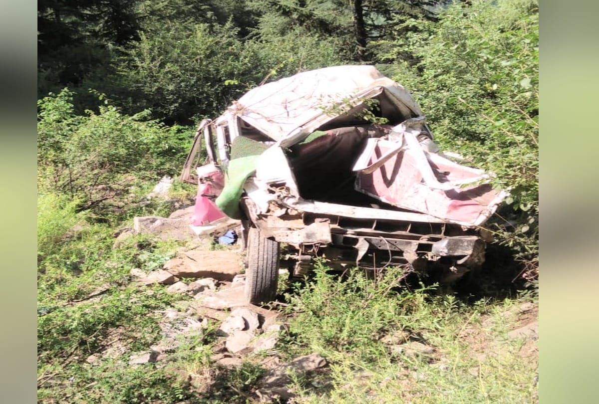three died in road accident in chamba himachal