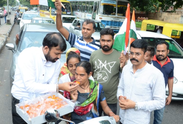 Celebration In Tricity After Decision On Jammu Kashmir