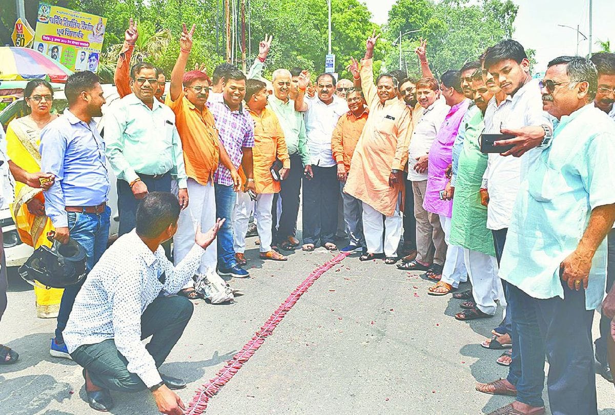 celebrations going on after scrapped article 370 in jammu kashmir