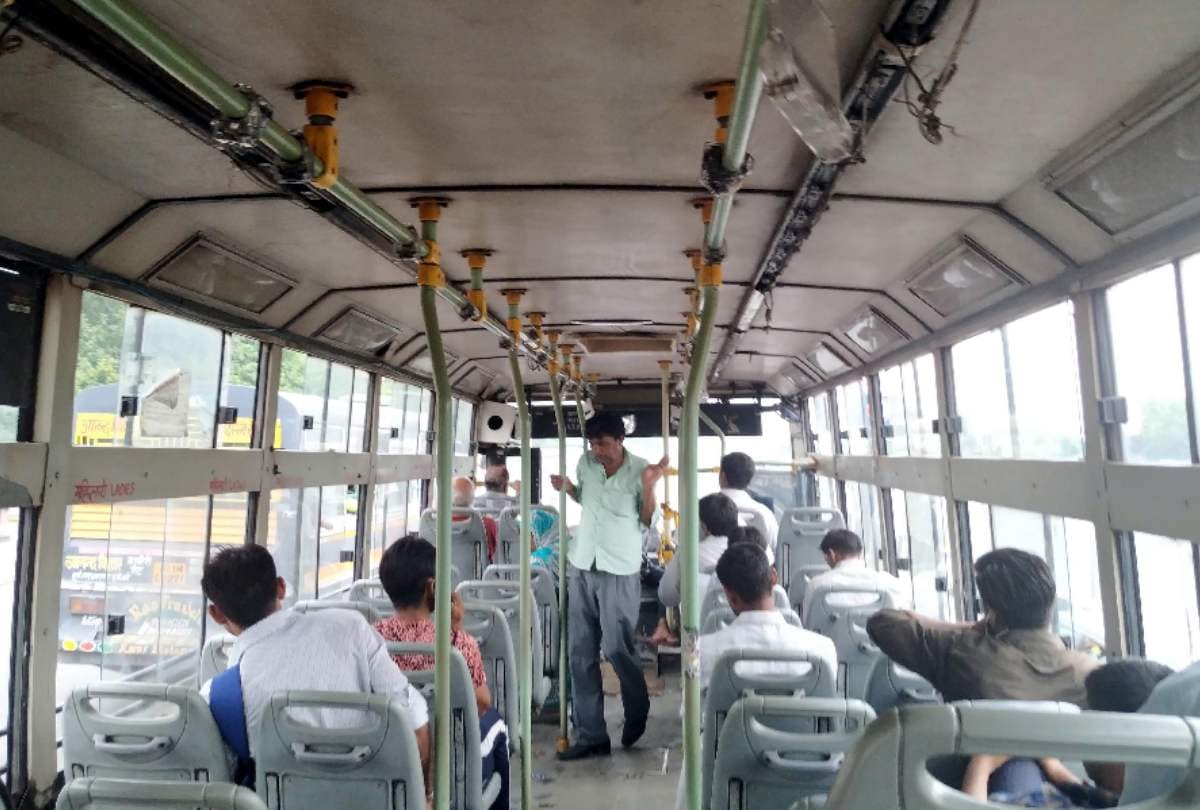 heavy rain lashes in delhi dtc 44 buses stuck at depot driver conductor in problem