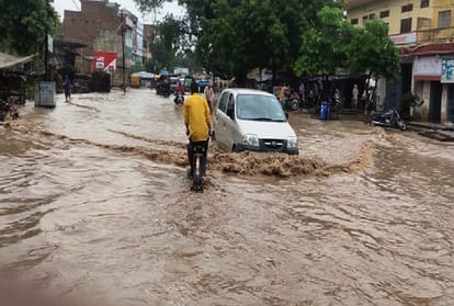 water logging due to heavy rain in firozabad