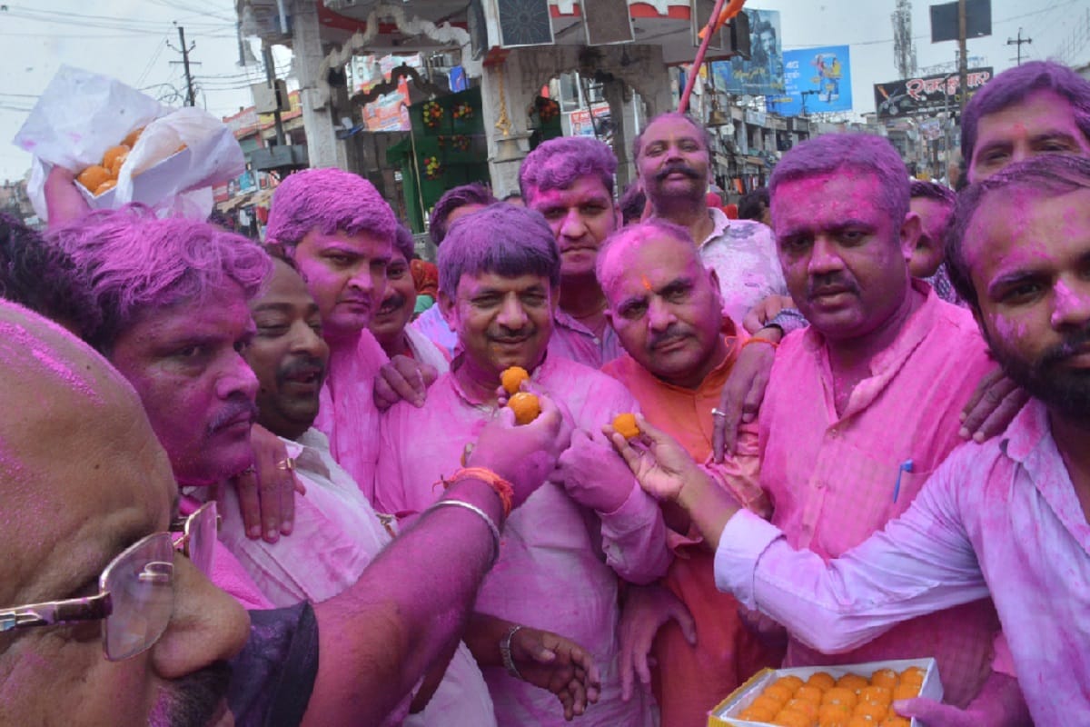 BJP leaders celebration in Muzafffarnagar city after section 370 ended in Jammu and Kashmir