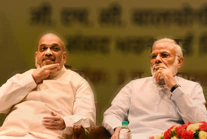 संसद में 371 को लेकर भी सवाल उठते रहे हैं।