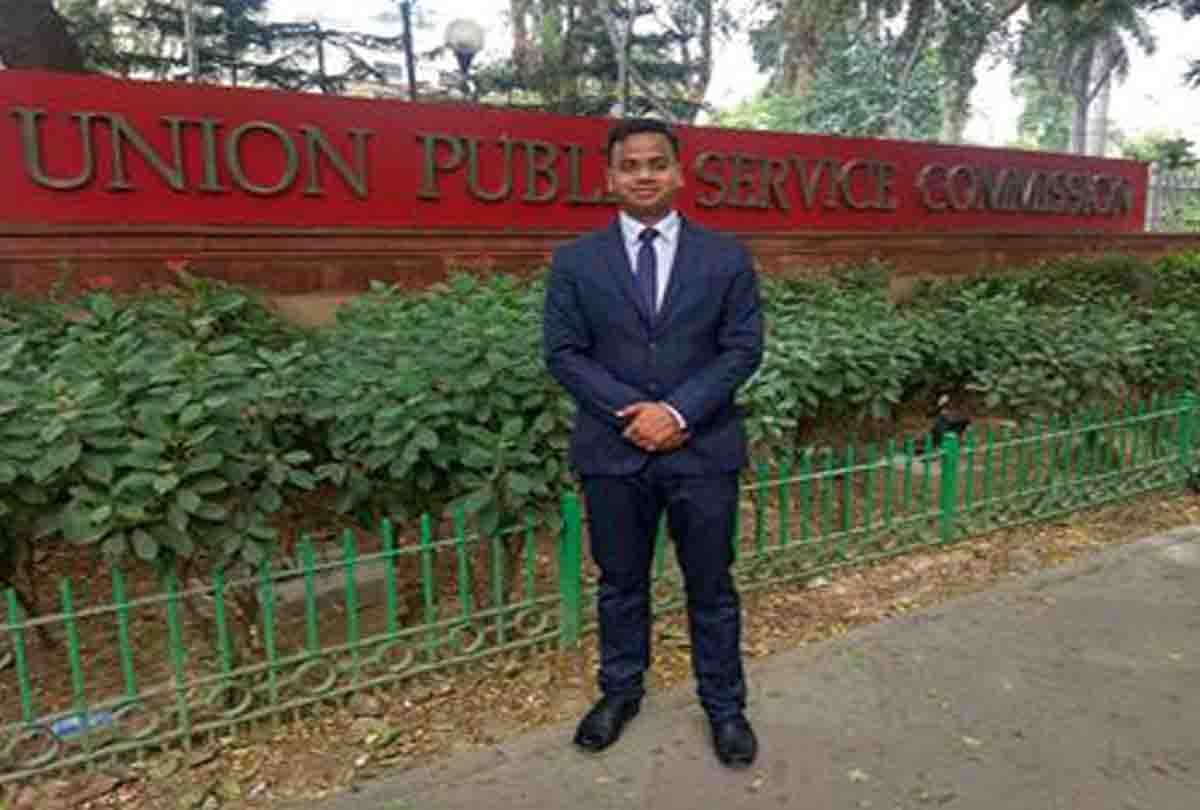 kanpur dehat manoj get 334 rank in UPSC CAPF