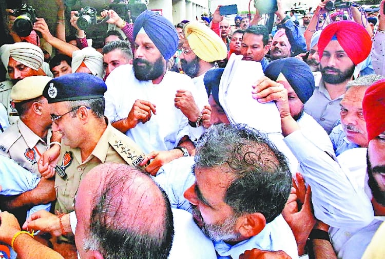 Congress MLAs asked questions in Monsoon session of Punjab assembly