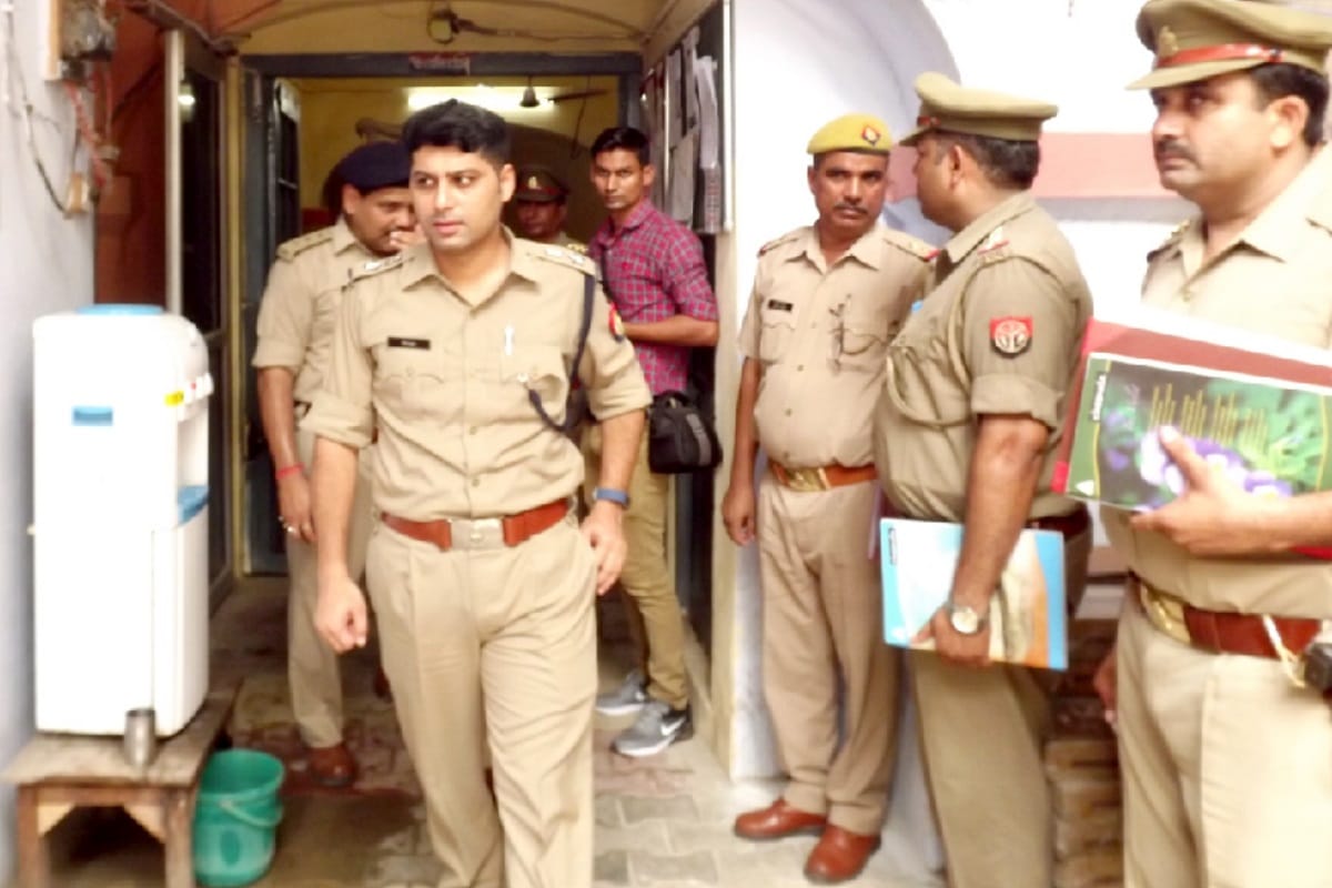Article 370 removed: passengers canceled travel to Jammu, silence in AC coaches