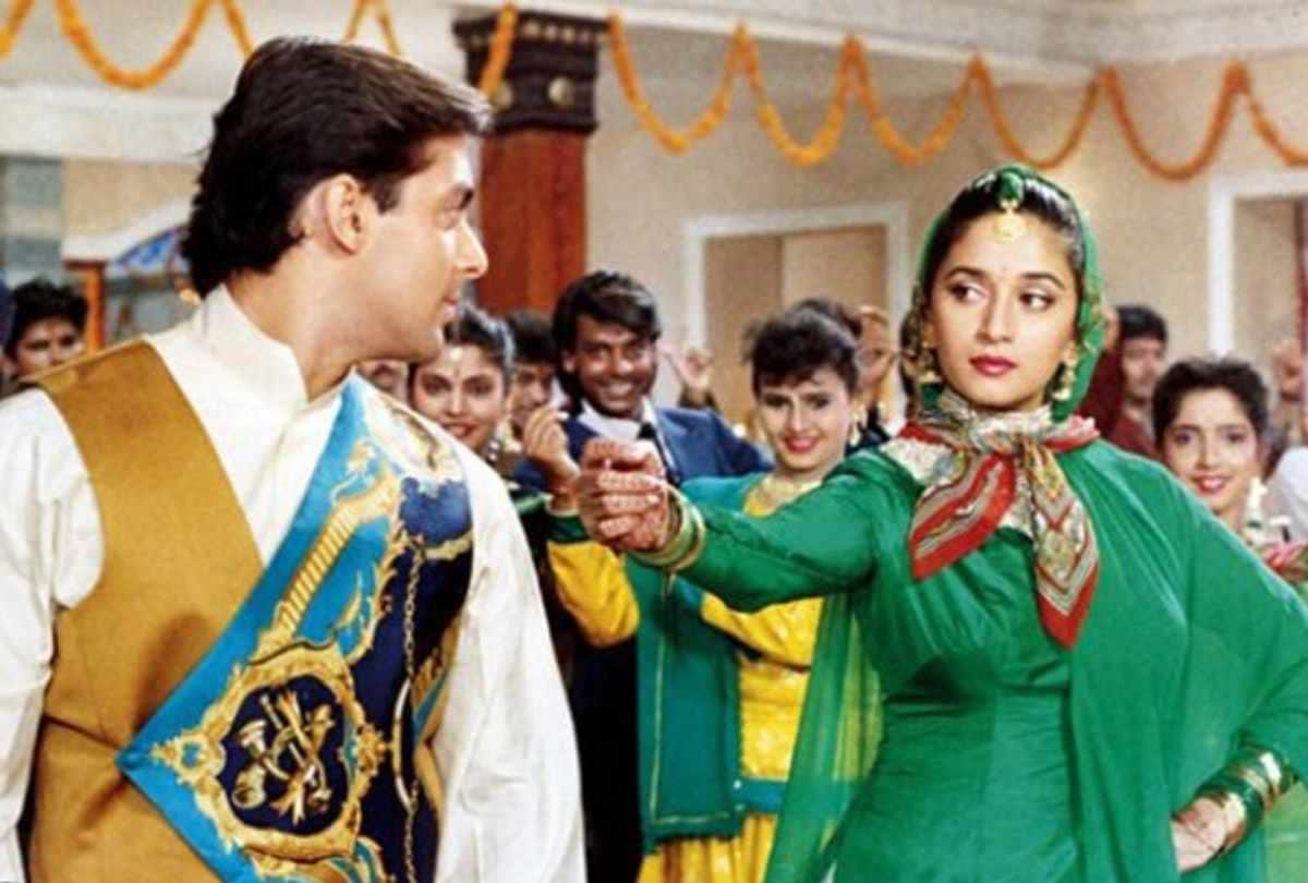 salman khan and madhuri dixit starer film hum aapke hain kaun completes 25 years