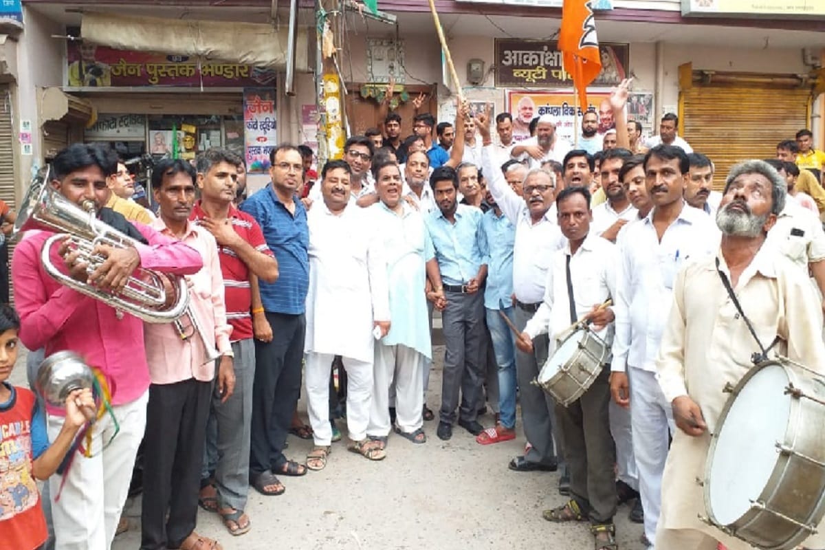 Shamli leaders welcome central government's decision after section 370 ended in Jammu and Kashmir