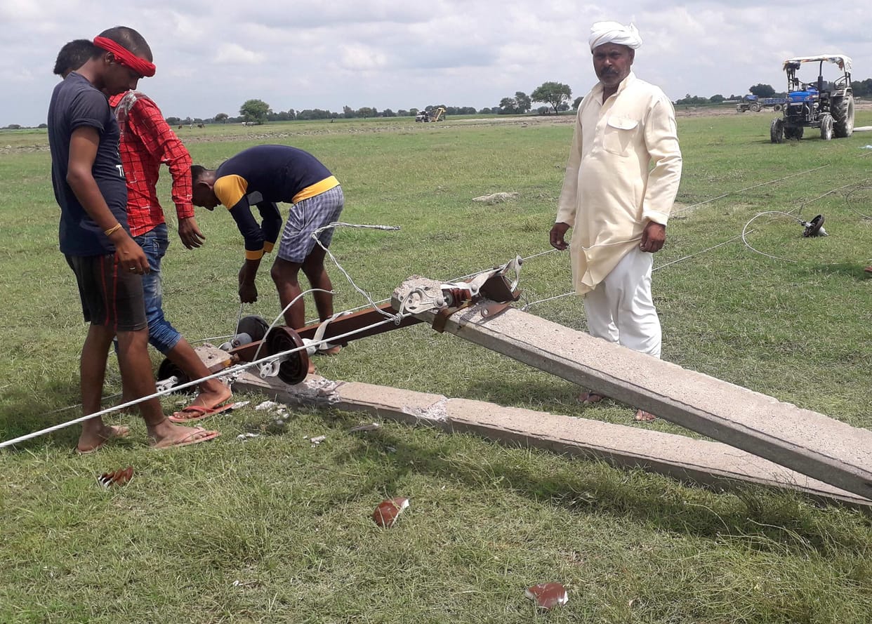 Lightning struck many villages due to strong storm