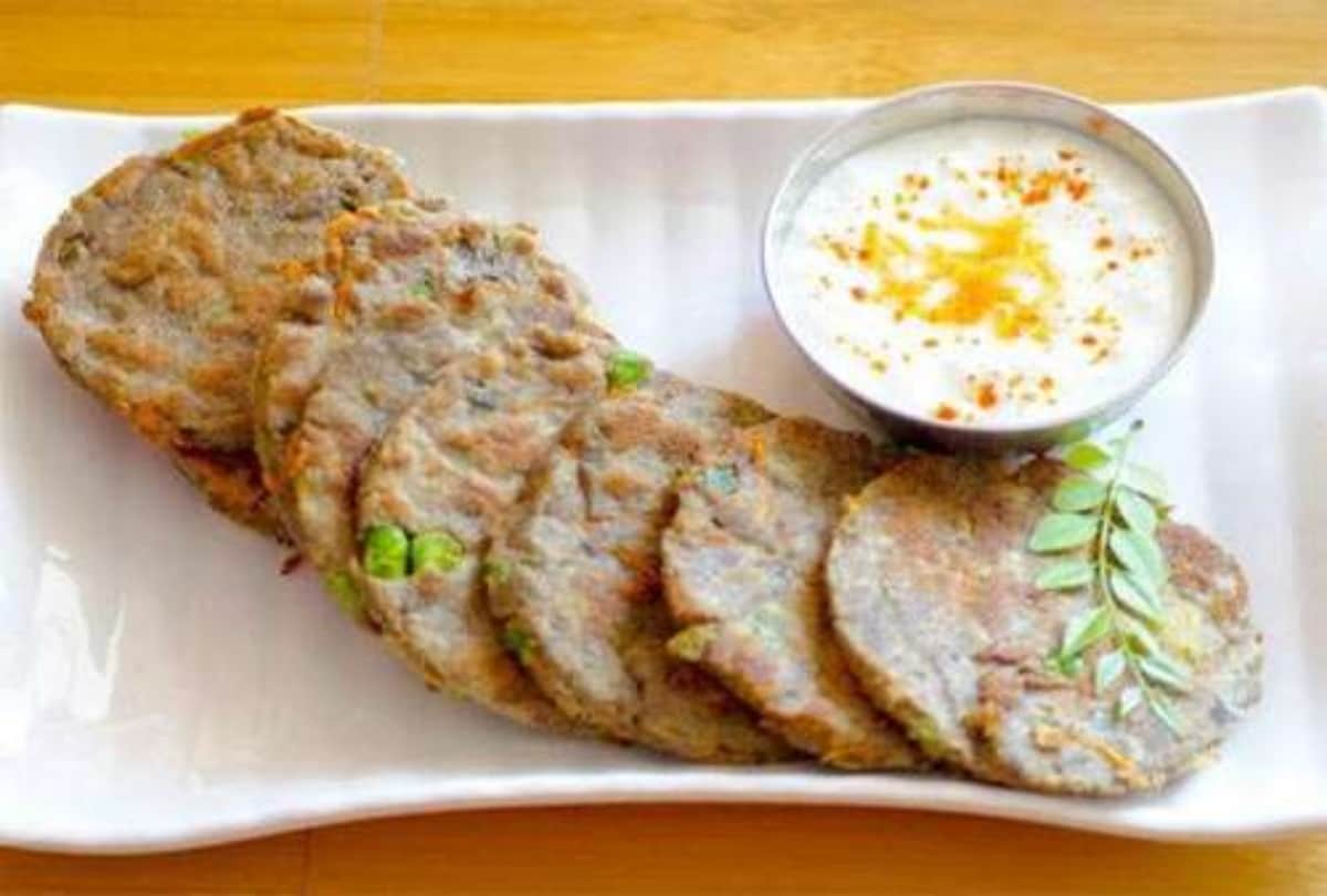 sawan vrat recipe make raw banana poori in falahar