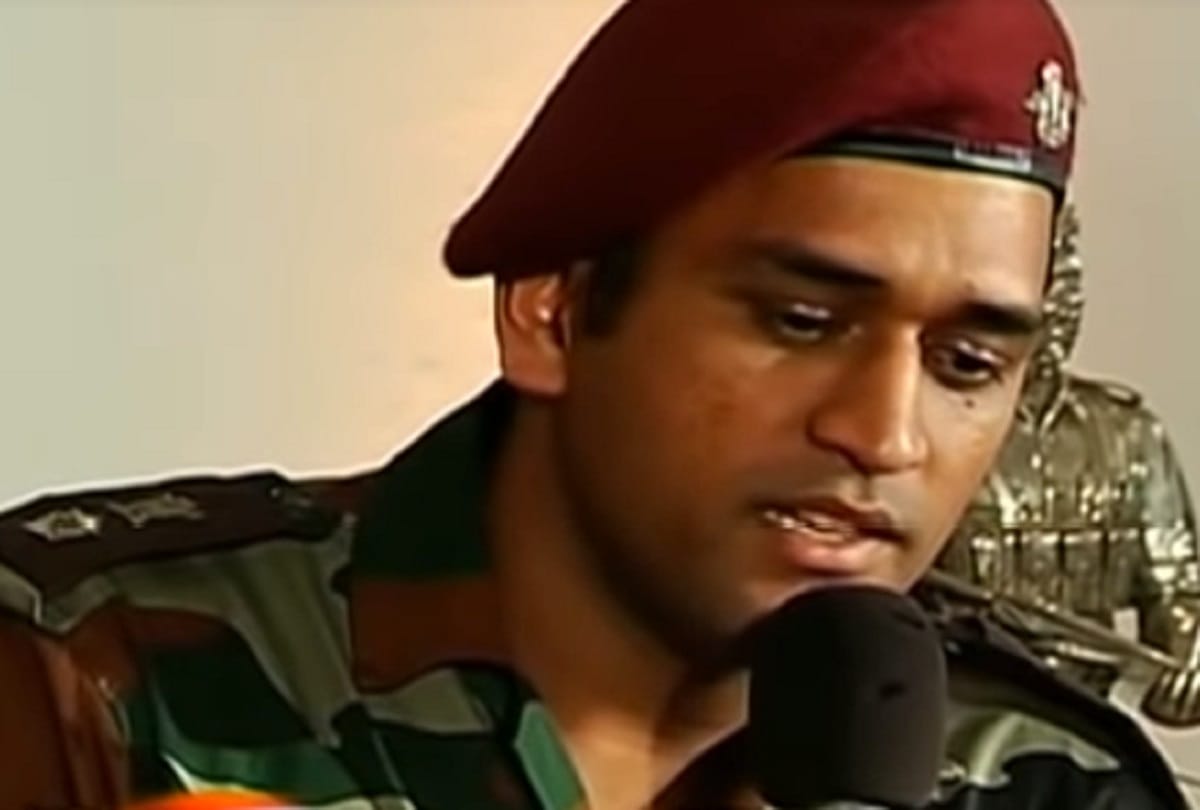 fact check MS dhoni viral singing video with indian army