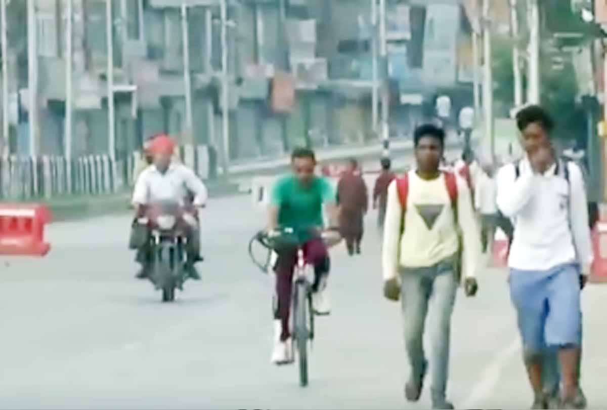 Jammu and Kashmir: Latest visuals from Srinagar as people move about for essential work.