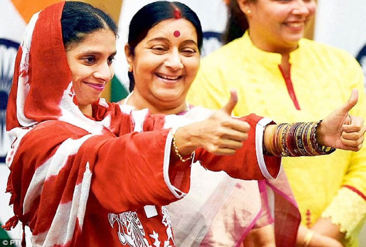 Sushma Swaraj became 'mother' for the deaf mute Geeta, brought back from Pakistan to India
