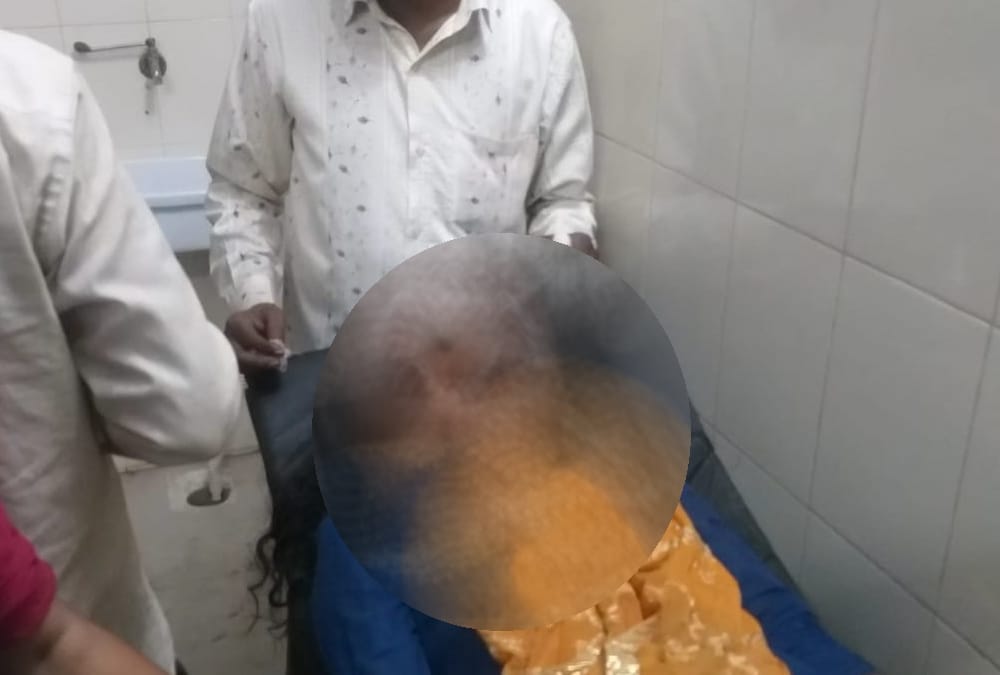 Man attacked on his wife after giving triple talaq.